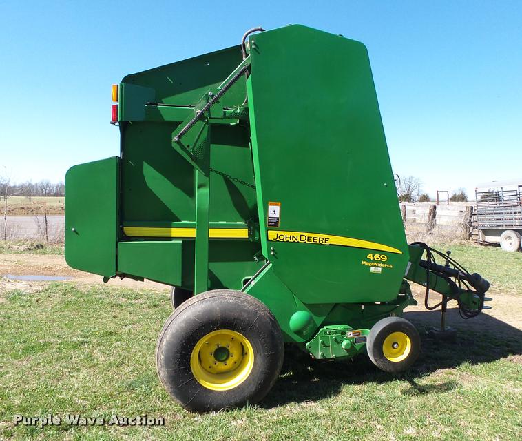 image for item DA2571 2013 John Deere 469 Mega Wide Plus round baler