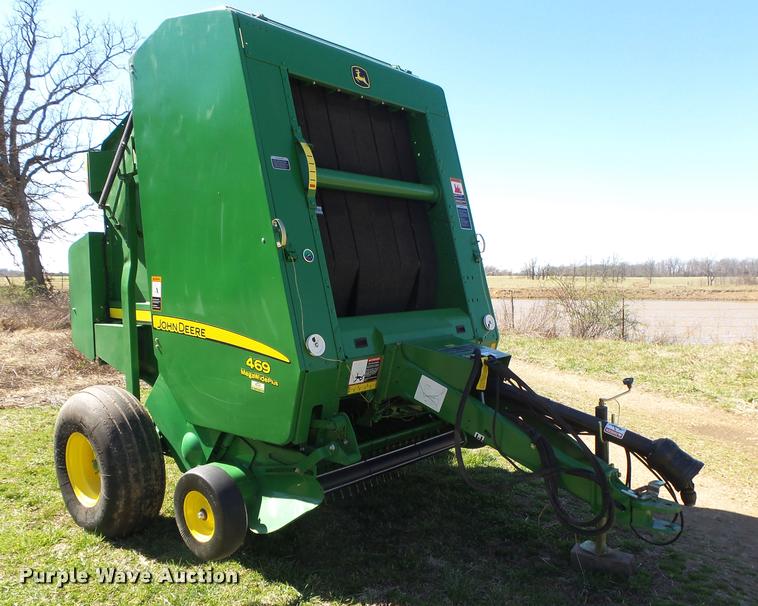image for item DA2571 2013 John Deere 469 Mega Wide Plus round baler