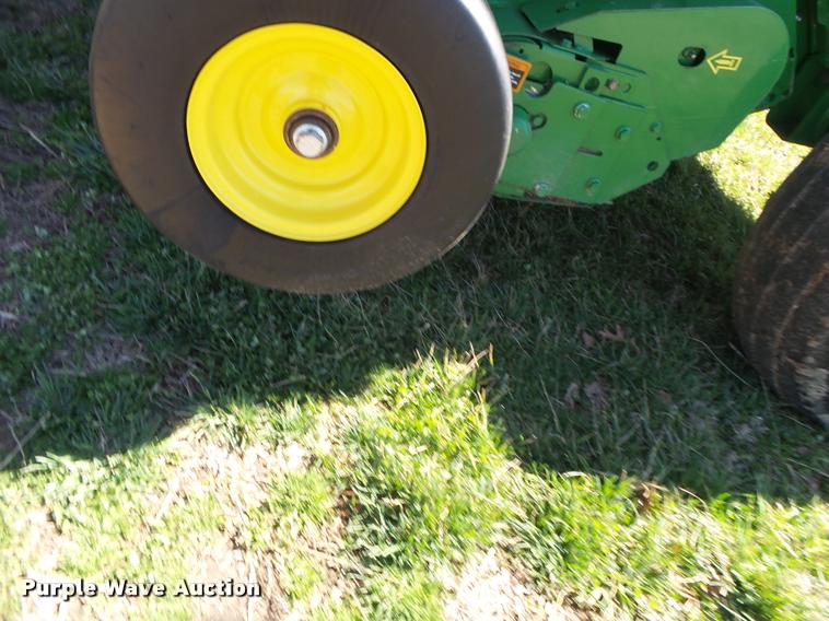 image for item DA2571 2013 John Deere 469 Mega Wide Plus round baler