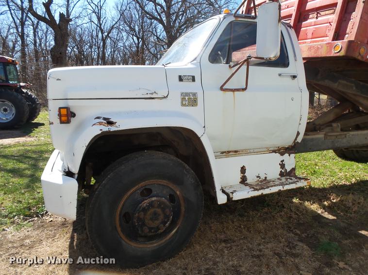 image for item DA2572 1976 Chevrolet C60 grain truck