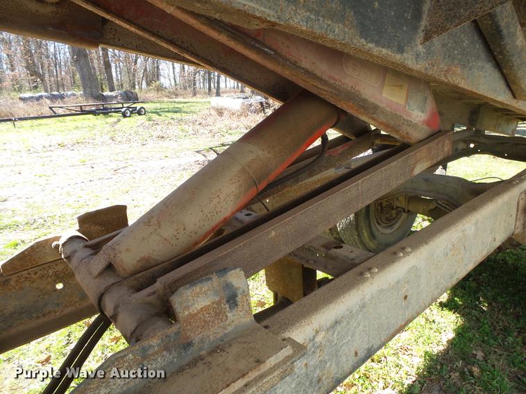 image for item DA2572 1976 Chevrolet C60 grain truck