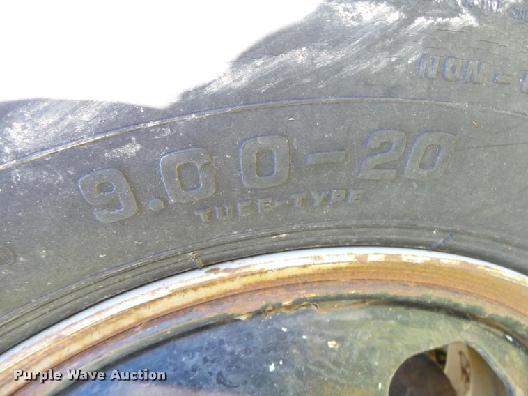 image for item DA2572 1976 Chevrolet C60 grain truck