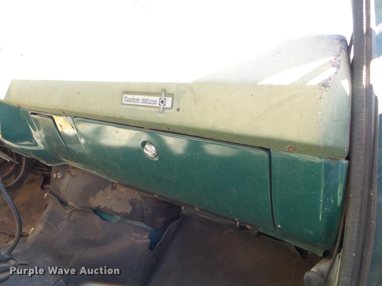 image for item DA2572 1976 Chevrolet C60 grain truck