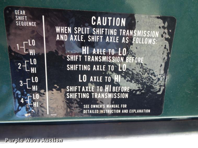 image for item DA2572 1976 Chevrolet C60 grain truck