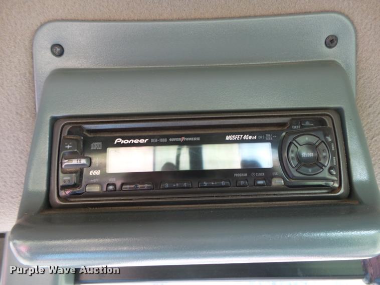 image for item DA2573 2001 Case IH CX90 tractor