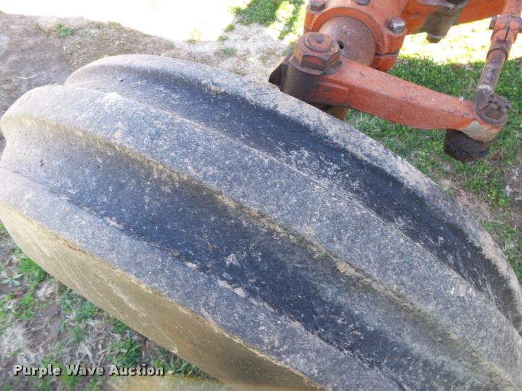 image for item DA2575 1976 International 1086 tractor