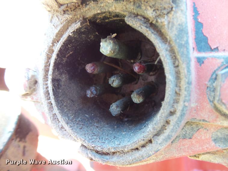 image for item DA2575 1976 International 1086 tractor