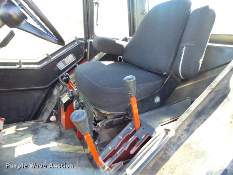 image for item DA2575 1976 International 1086 tractor