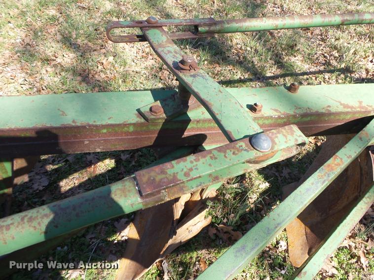 image for item DA2576 John Deere five bottom plow