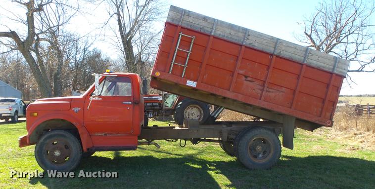 image for item DA2580 1968 Chevrolet C50 grain truck
