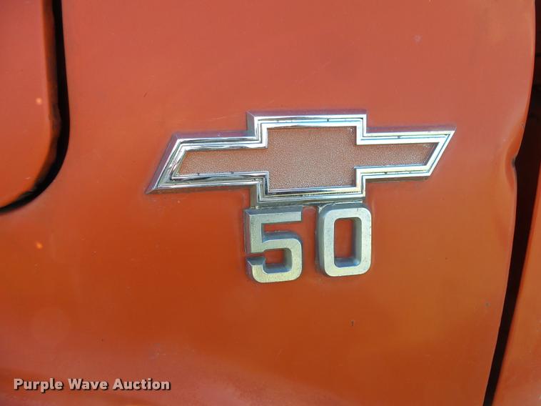 image for item DA2580 1968 Chevrolet C50 grain truck