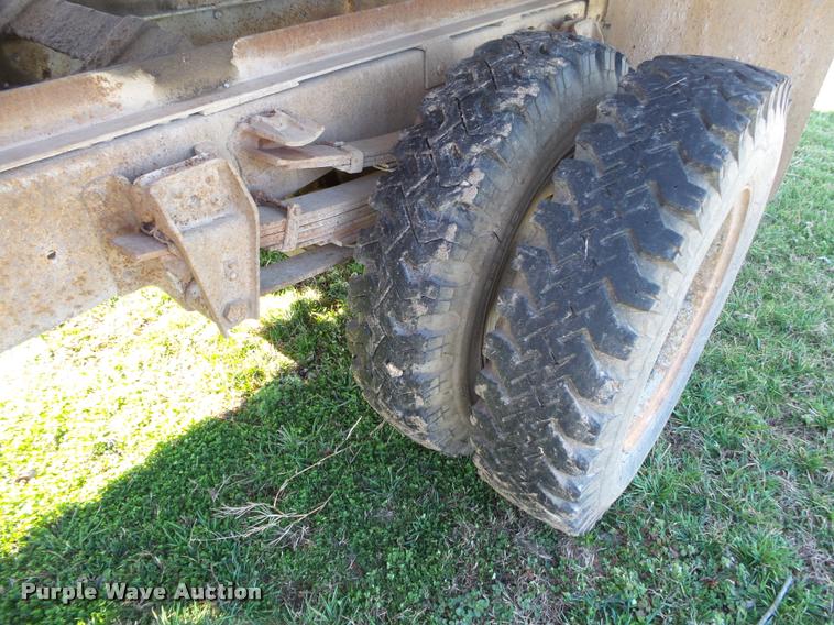 image for item DA2580 1968 Chevrolet C50 grain truck