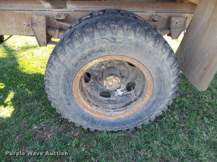 image for item DA2580 1968 Chevrolet C50 grain truck