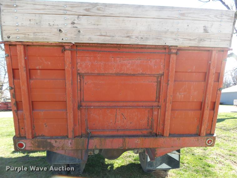 image for item DA2580 1968 Chevrolet C50 grain truck