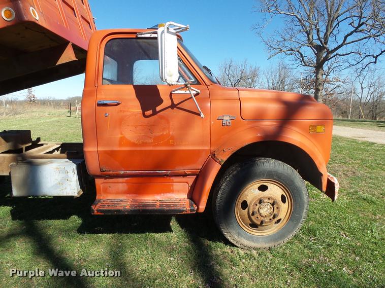 image for item DA2580 1968 Chevrolet C50 grain truck