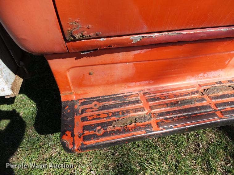 image for item DA2580 1968 Chevrolet C50 grain truck