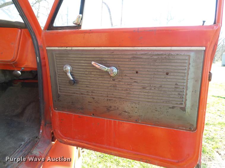 image for item DA2580 1968 Chevrolet C50 grain truck