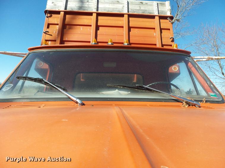 image for item DA2580 1968 Chevrolet C50 grain truck