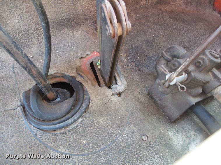 image for item DA2580 1968 Chevrolet C50 grain truck