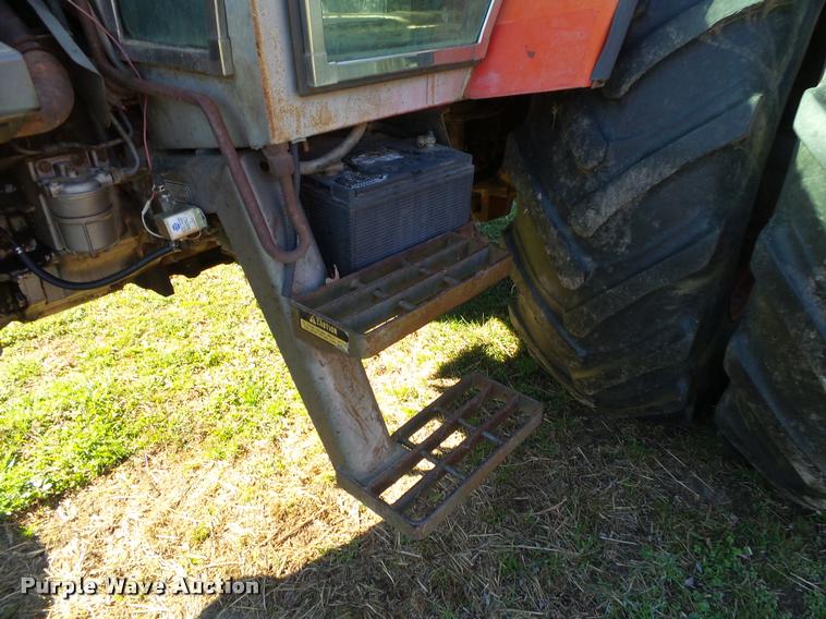 image for item DA2581 1978 Massey-Ferguson 2775 tractor