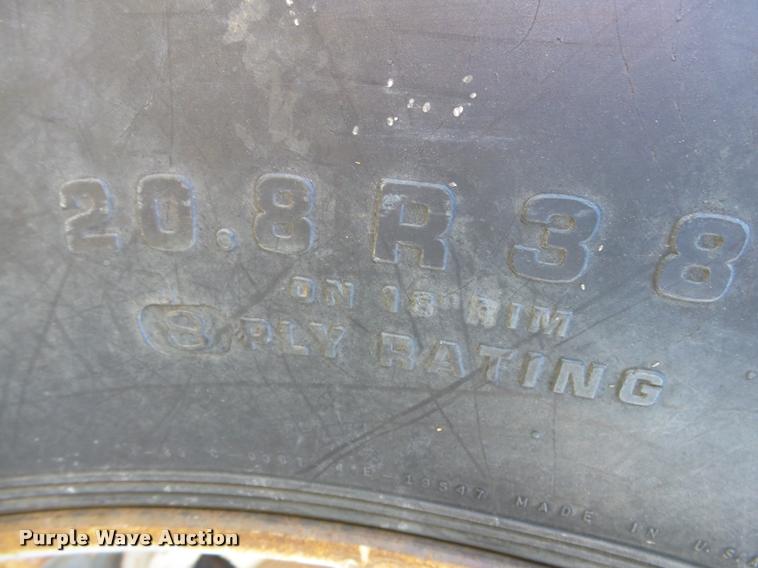 image for item DA2581 1978 Massey-Ferguson 2775 tractor