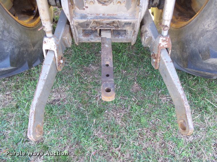 image for item DA2581 1978 Massey-Ferguson 2775 tractor
