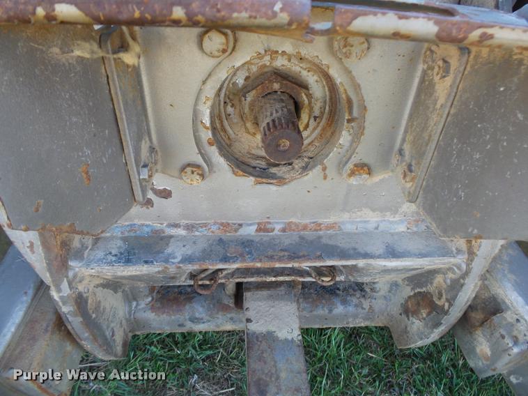 image for item DA2581 1978 Massey-Ferguson 2775 tractor