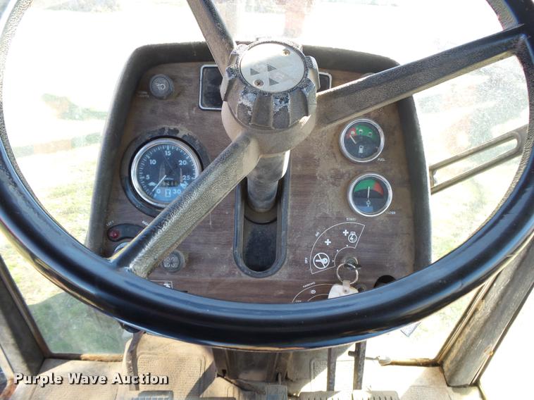 image for item DA2581 1978 Massey-Ferguson 2775 tractor