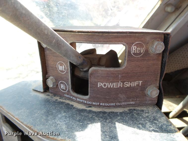 image for item DA2581 1978 Massey-Ferguson 2775 tractor