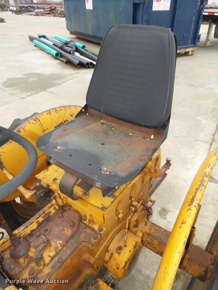 image for item DA7428 International 2404 LoBoy tractor