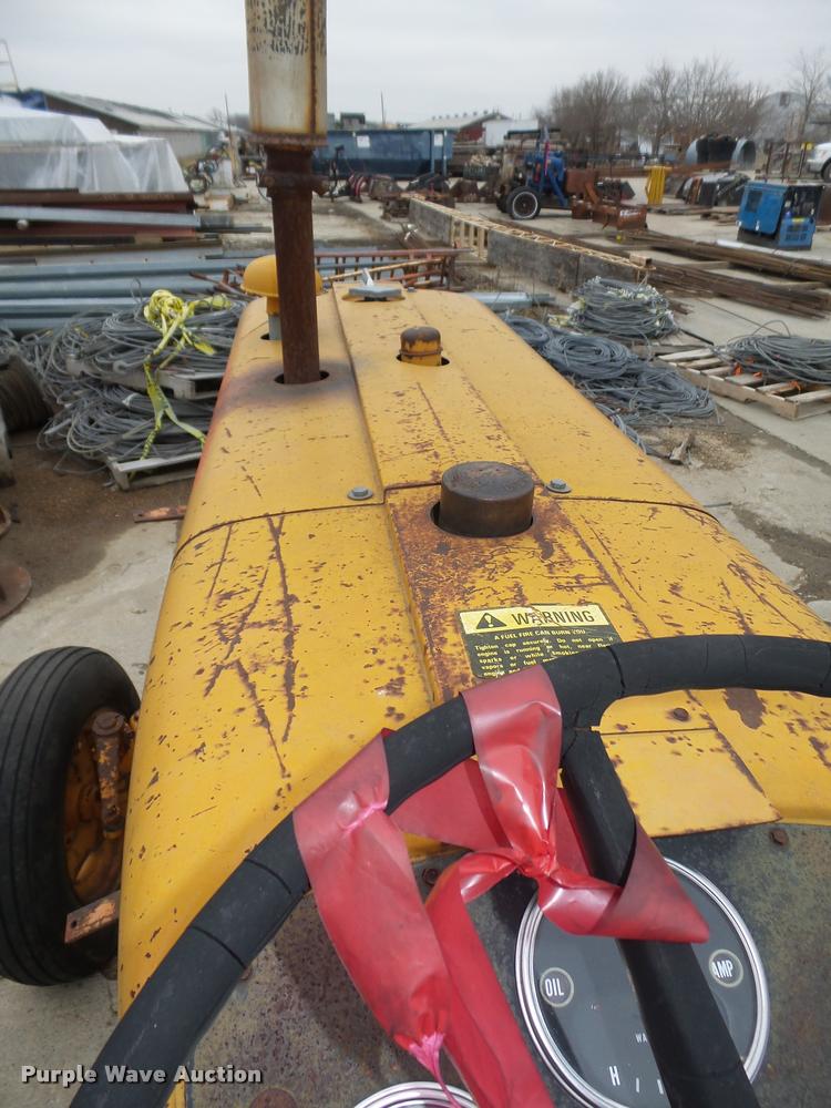 image for item DA7428 International 2404 LoBoy tractor