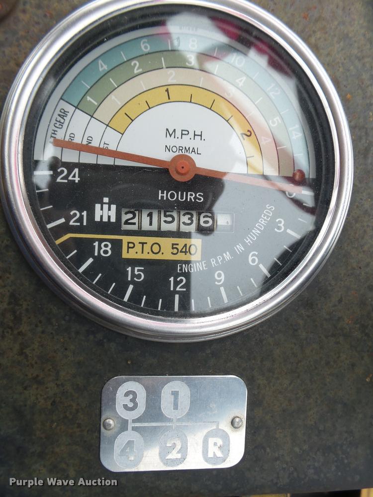 image for item DA7428 International 2404 LoBoy tractor