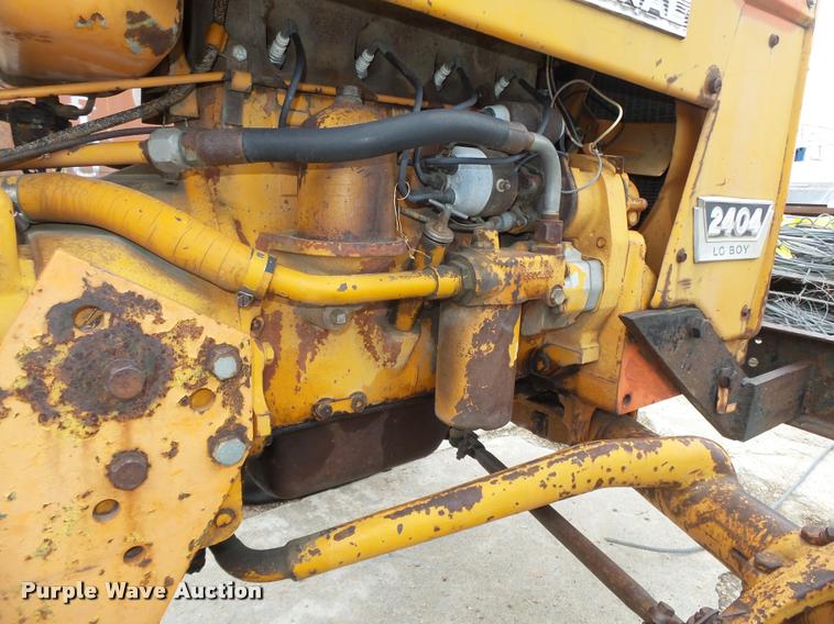 image for item DA7428 International 2404 LoBoy tractor
