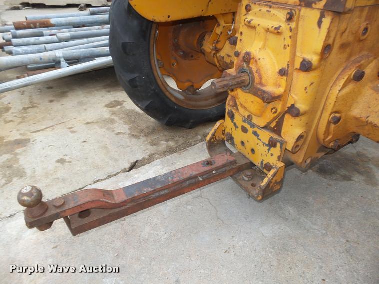 image for item DA7428 International 2404 LoBoy tractor