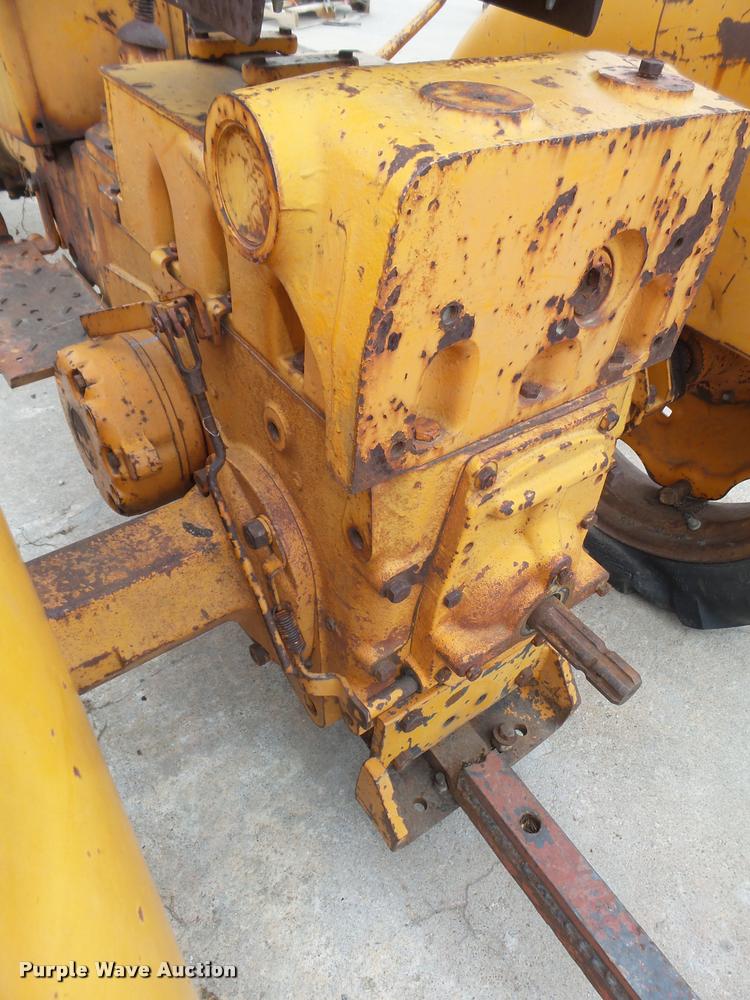 image for item DA7428 International 2404 LoBoy tractor