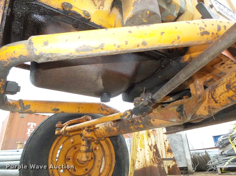 image for item DA7428 International 2404 LoBoy tractor