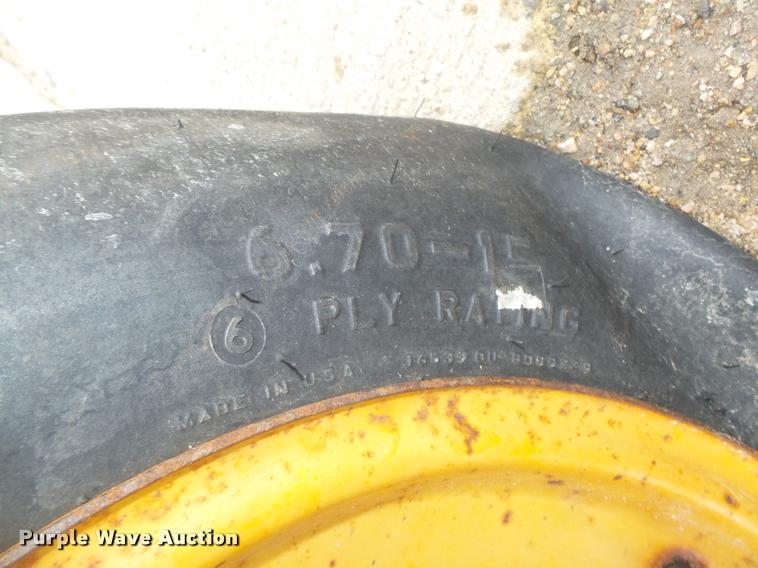 image for item DA7428 International 2404 LoBoy tractor