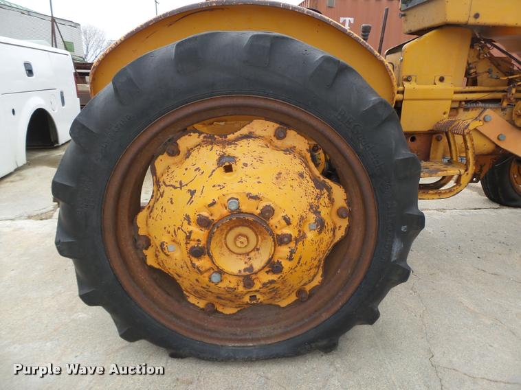 image for item DA7428 International 2404 LoBoy tractor