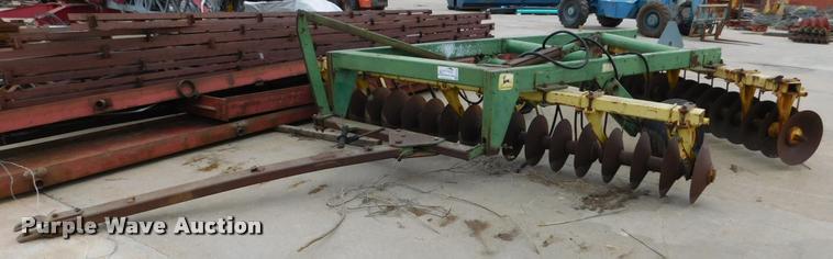 image for item DA7435 John Deere 340 off-set disk