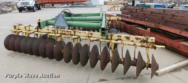 image for item DA7435 John Deere 340 off-set disk