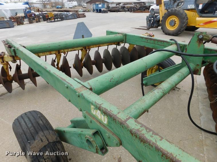 image for item DA7435 John Deere 340 off-set disk
