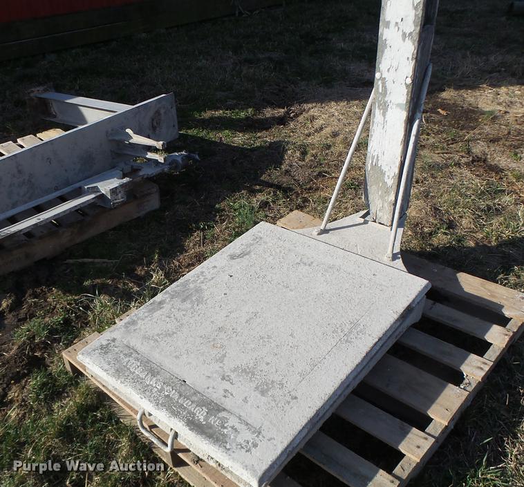 image for item DA9418 Scales