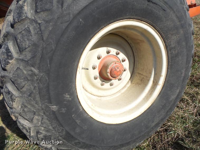 image for item DA9419 Killbros 475 grain cart