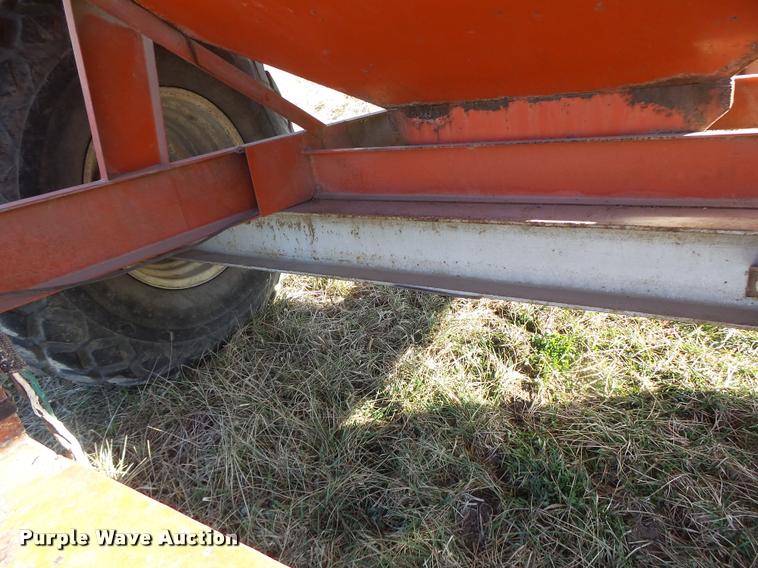 image for item DA9419 Killbros 475 grain cart