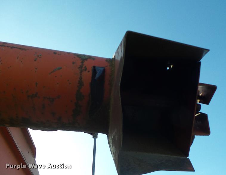 image for item DA9419 Killbros 475 grain cart