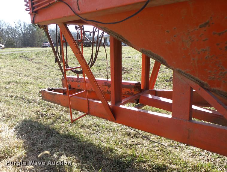 image for item DA9419 Killbros 475 grain cart