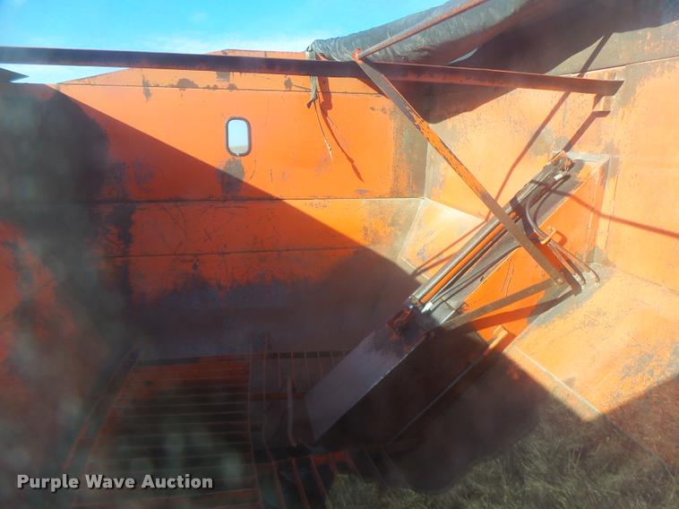 image for item DA9419 Killbros 475 grain cart