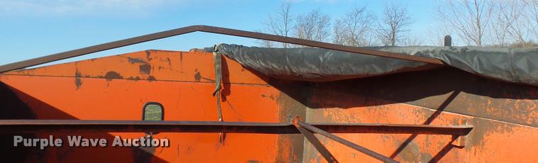 image for item DA9419 Killbros 475 grain cart