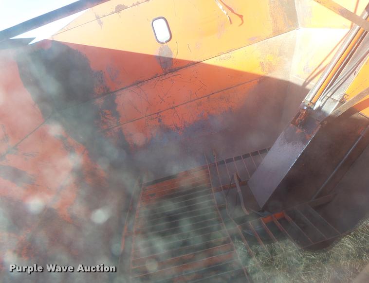 image for item DA9419 Killbros 475 grain cart