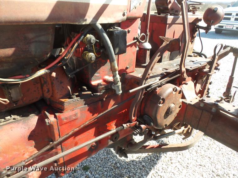 image for item DB0683 1957 Farmall 450 tractor